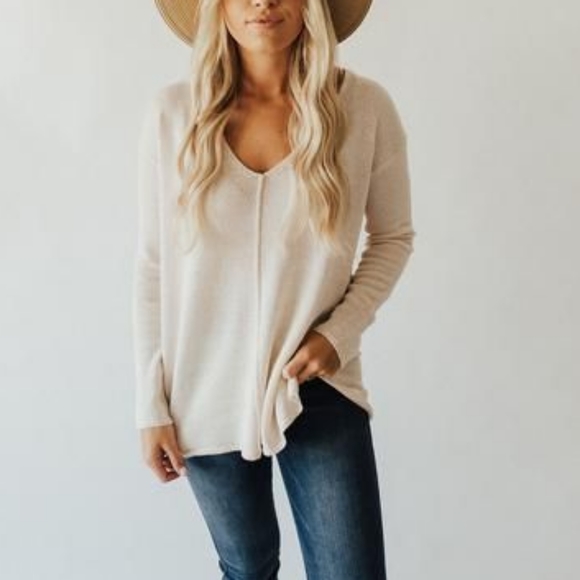 Carly Jean Los Angeles Sweaters - Carly Jean Los Angeles Sweater